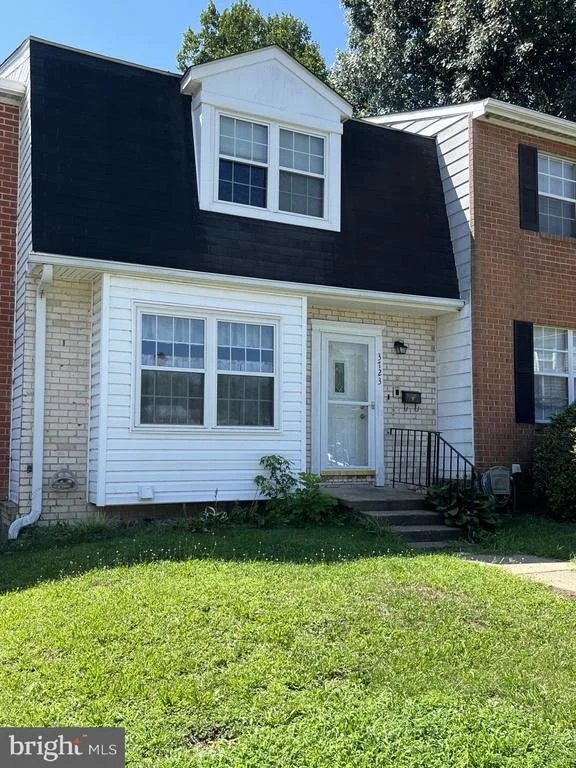 Unit for sale at 3723 TAVERN WAY, TRIANGLE, VA 22172