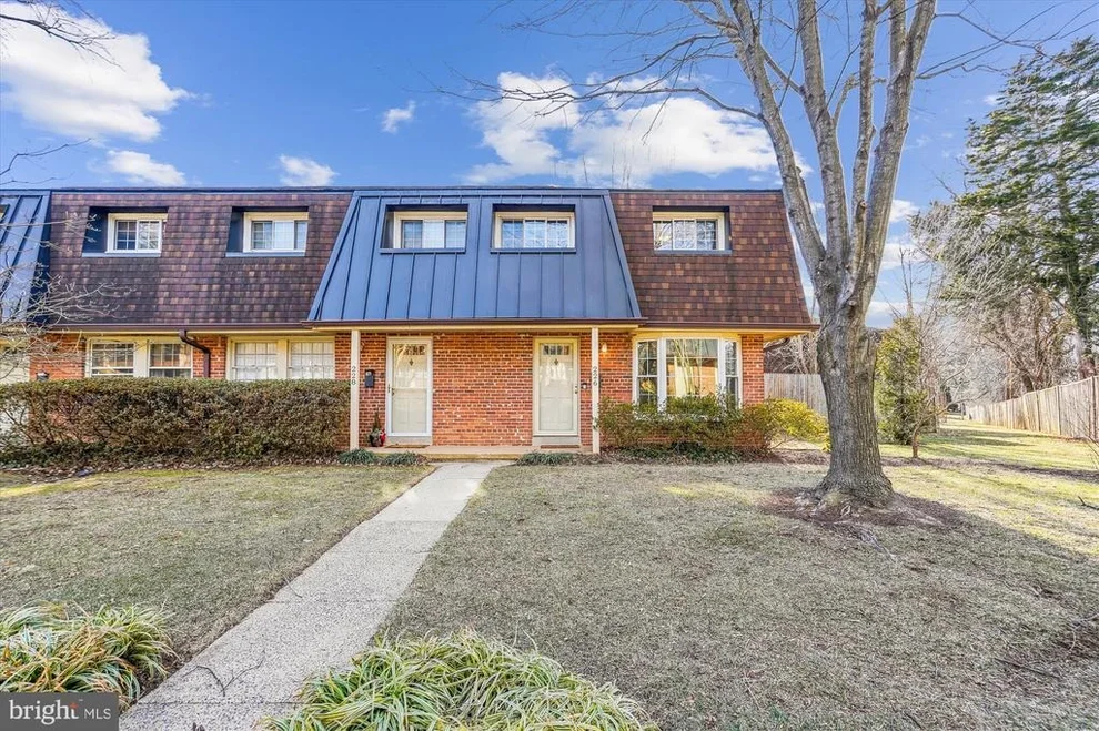 Unit for sale at 226 S VIRGINIA AVENUE, FALLS CHURCH, VA 22046