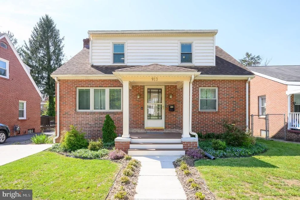 Unit for sale at 913 W MARTIN STREET W, MARTINSBURG, WV 25401