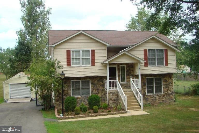 Unit for sale at 602 LAMPLIGHTER DRIVE, FREDERICKSBURG, VA 22407