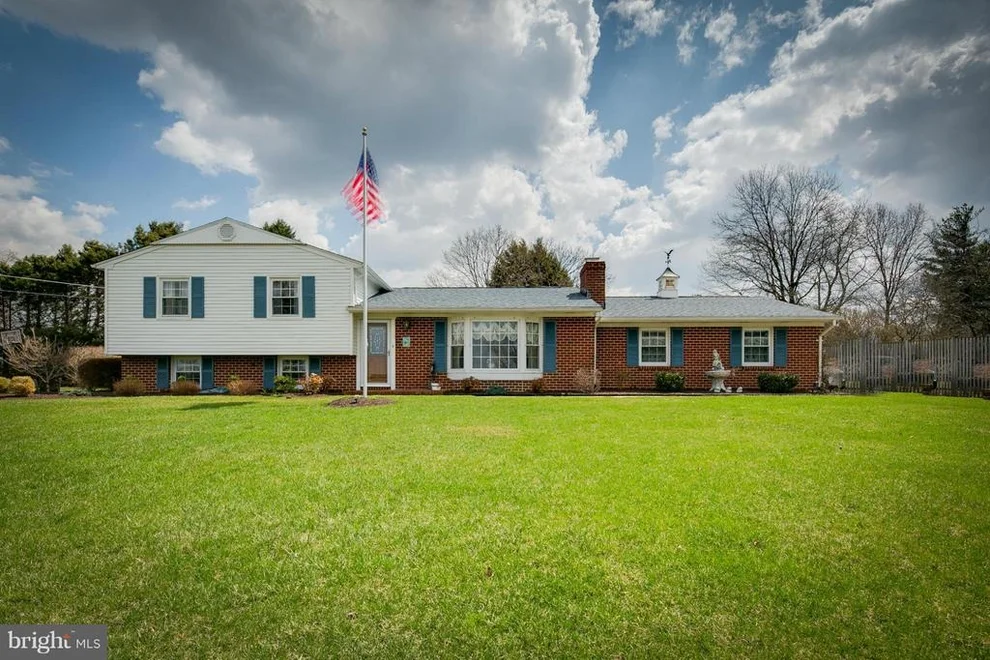 Unit for sale at 6121 ROLLING VIEW DRIVE, SYKESVILLE, MD 21784