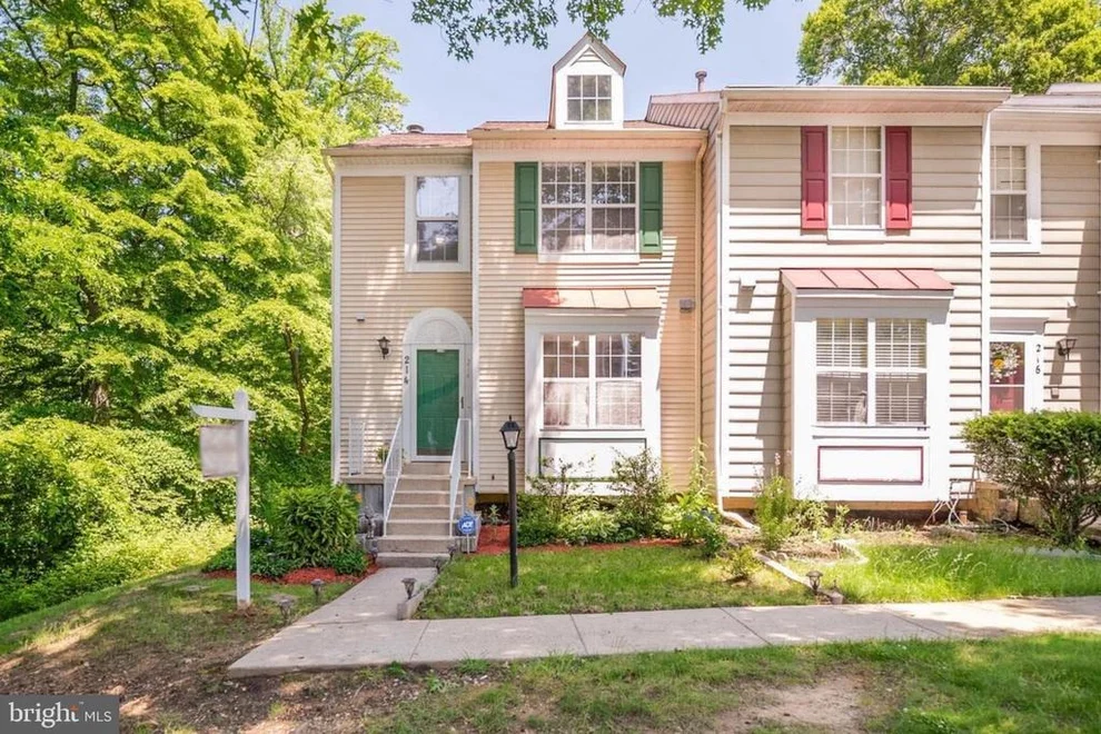 Unit for sale at 214 COLLEGE STATION DRIVE, UPPER MARLBORO, MD 20774