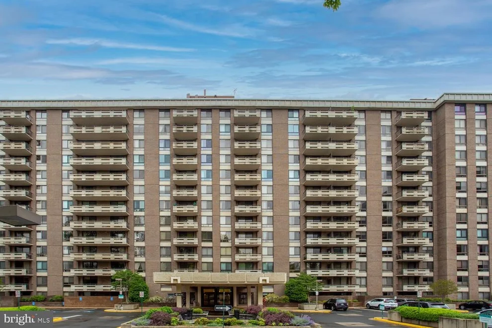 Unit for sale at 1808 OLD MEADOW ROAD, MCLEAN, VA 22102