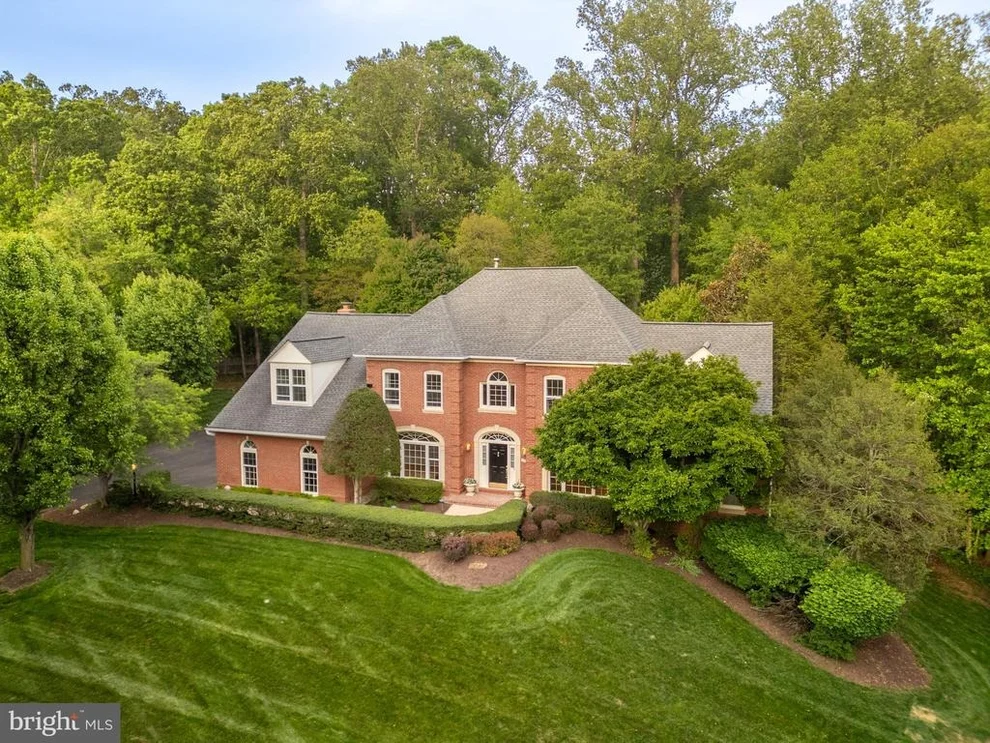 Unit for sale at 2487 OAKTON HILLS DRIVE, OAKTON, VA 22124