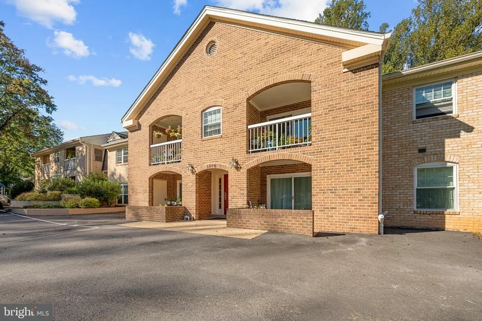Unit for sale at 5809 COVE LANDING ROAD, BURKE, VA 22015