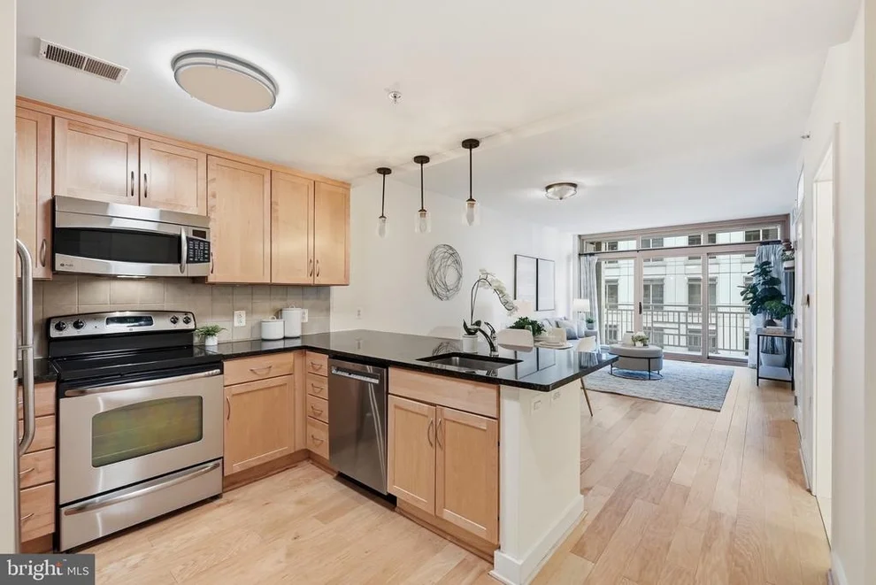 Unit for sale at 888 N QUINCY STREET, ARLINGTON, VA 22203