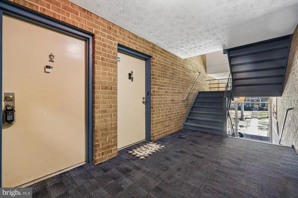 Unit for sale at 452 GIRARD STREET, GAITHERSBURG, MD 20877