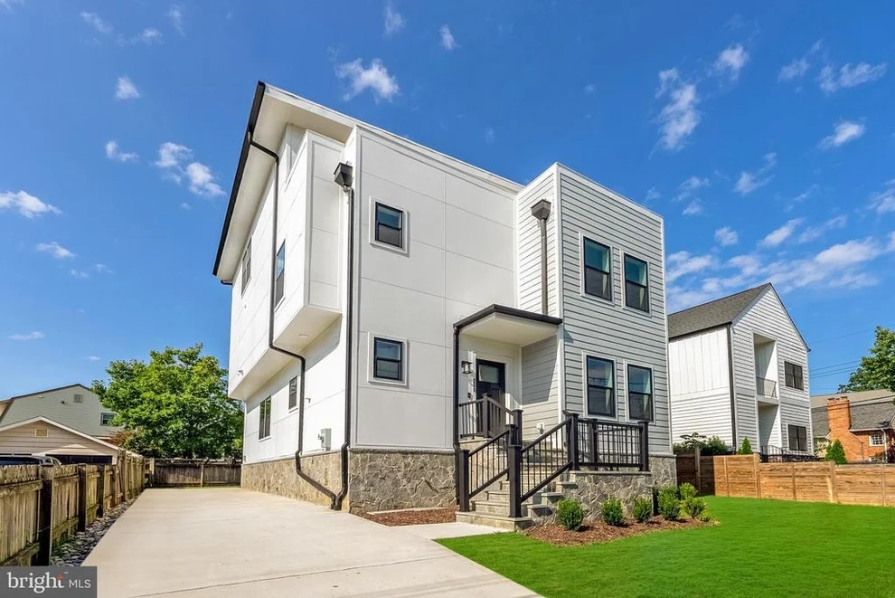 Unit for sale at 258 N BARTON STREET, ARLINGTON, VA 22201