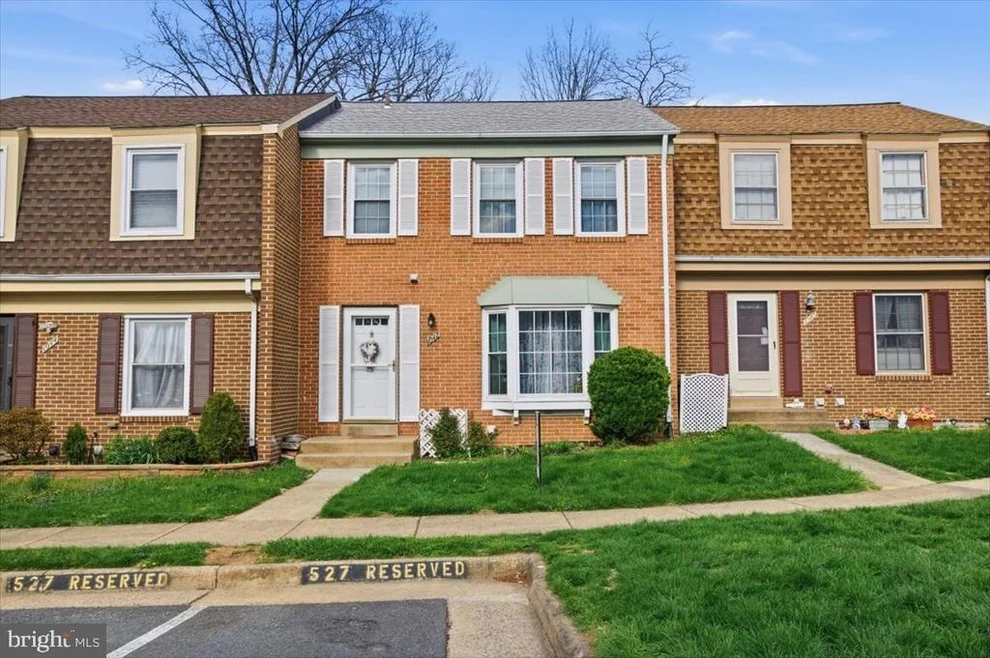 Unit for sale at 1042 TOTTENHAM COURT, STERLING, VA 20164