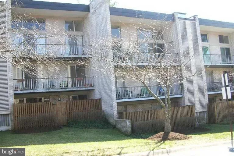 Unit for sale at 5572 BURNSIDE DRIVE, ROCKVILLE, MD 20853
