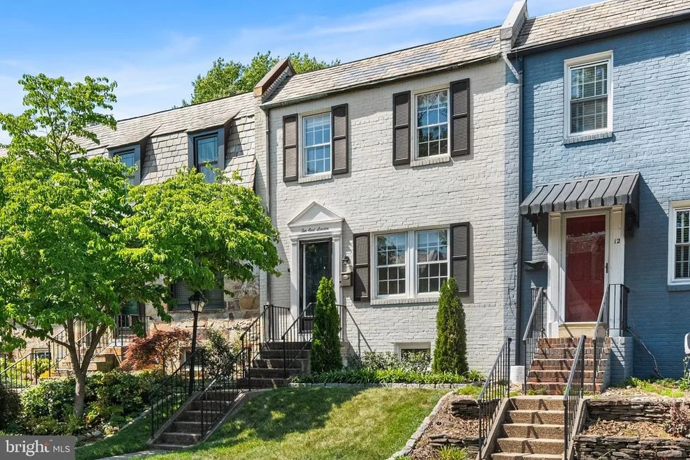 Unit for sale at 10 E LINDEN STREET, ALEXANDRIA, VA 22301
