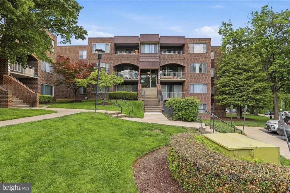 Unit for sale at 428 GIRARD STREET, GAITHERSBURG, MD 20877