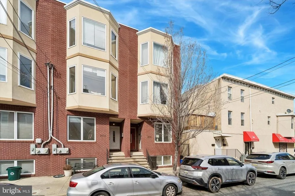 Unit for sale at 2001 CARPENTER STREET, PHILADELPHIA, PA 19146