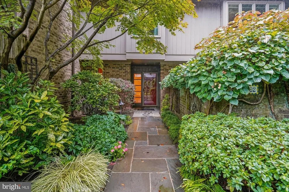 Unit for sale at 702 BELGROVE RD, MCLEAN, VA 22101