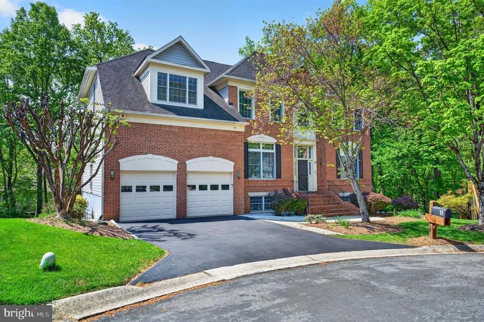 Unit for sale at 10 CHINABERRY COURT, NORTH POTOMAC, MD 20878