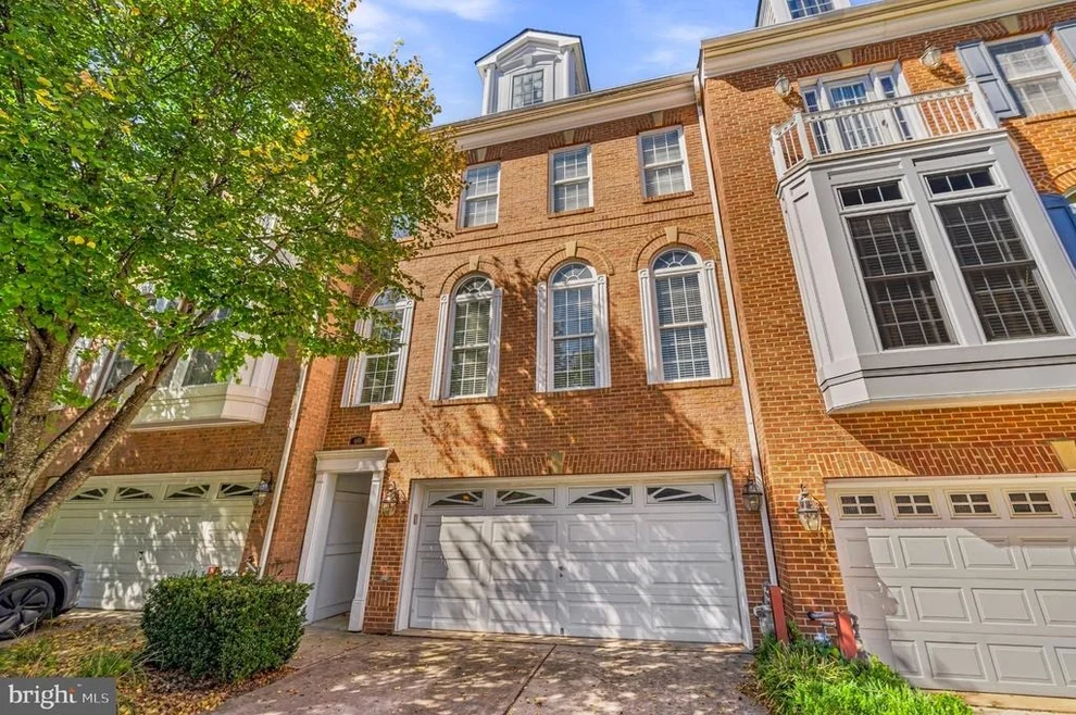 Unit for sale at 4076 CLOVET DRIVE, FAIRFAX, VA 22030