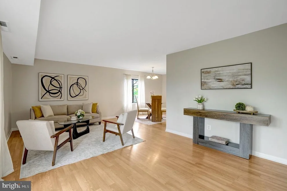 Unit for sale at 3101 S MANCHESTER STREET S, FALLS CHURCH, VA 22044