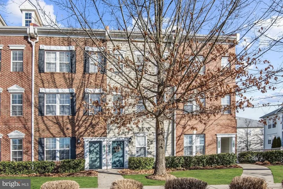 Unit for sale at 42509 ROCKROSE SQUARE, BRAMBLETON, VA 20148