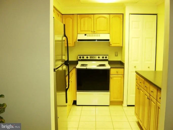 Unit for sale at 7640 TREMAYNE PLACE, MCLEAN, VA 22102