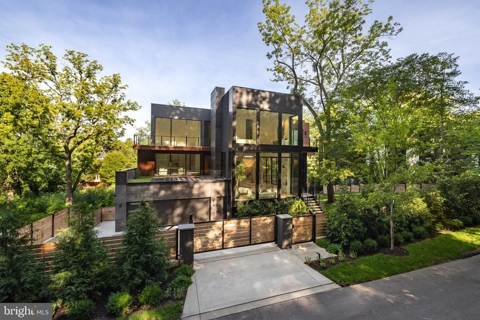 Unit for sale at 2676 CHAIN BRIDGE ROAD NW, WASHINGTON, DC 20016