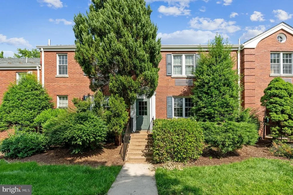 Unit for sale at 11 AUBURN COURT, ALEXANDRIA, VA 22305