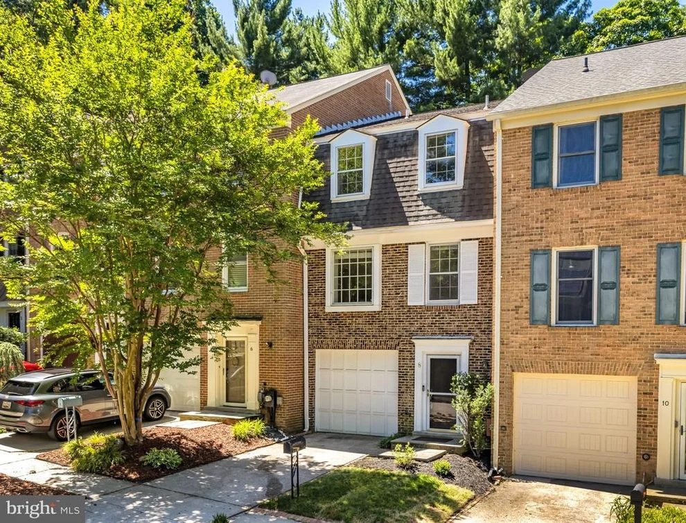Unit for sale at 8 SANGAMORE COURT, BETHESDA, MD 20816