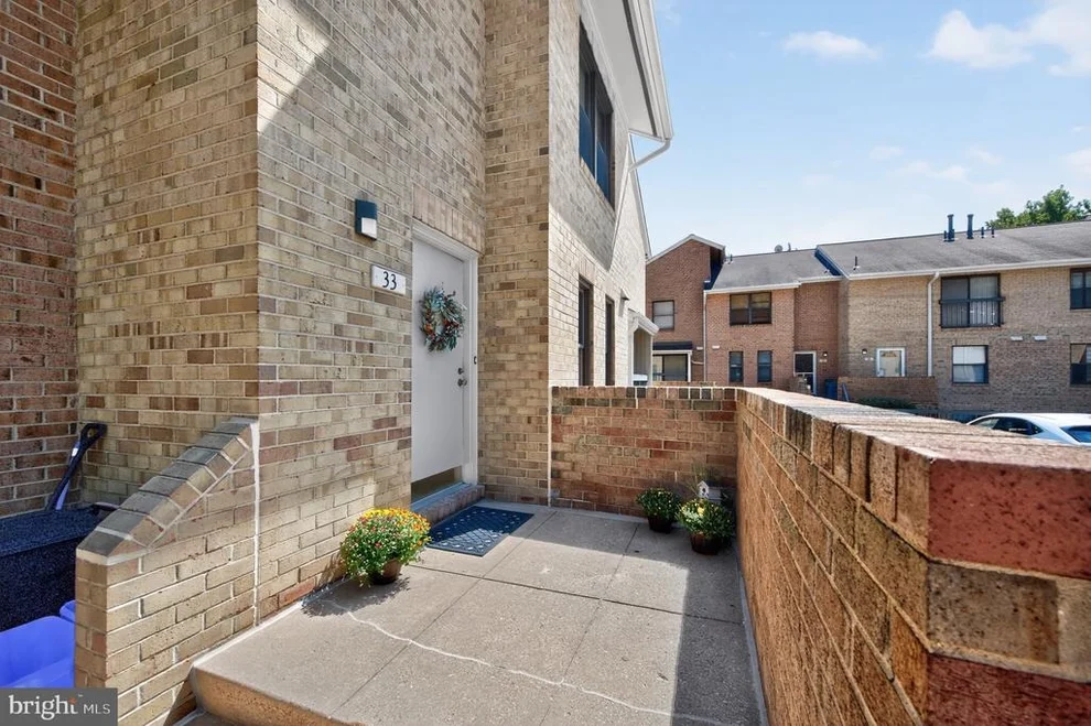 Unit for sale at 33 DUDLEY COURT, BETHESDA, MD 20814