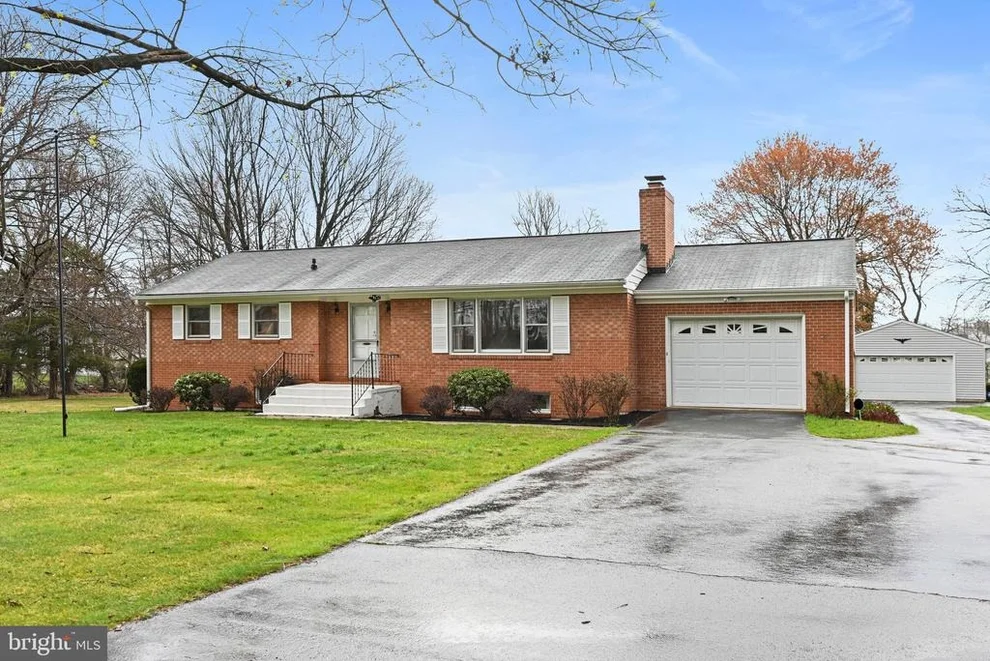 Unit for sale at 1396 S KING STREET, LEESBURG, VA 20175