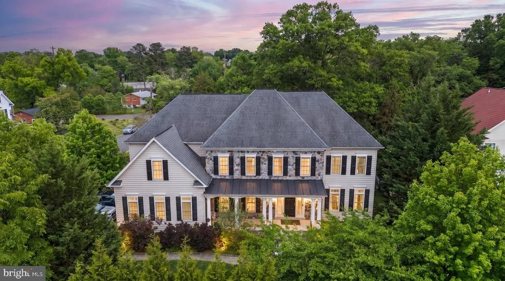 Unit for sale at 7101 IDYLWOOD ROAD, FALLS CHURCH, VA 22043