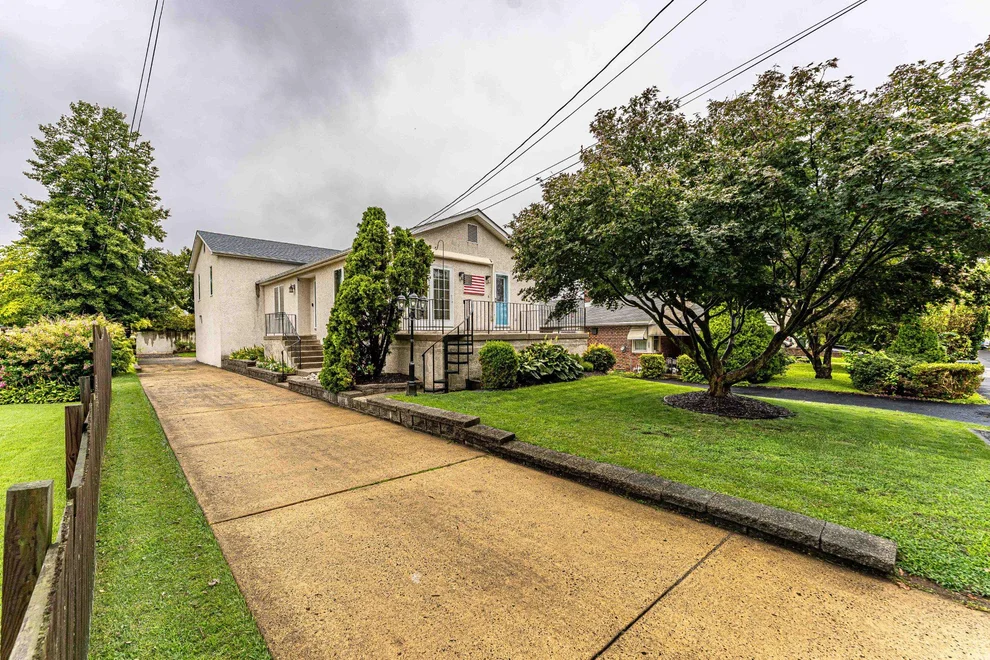 Unit for sale at 212 ZANE AVENUE, JENKINTOWN, PA 19046