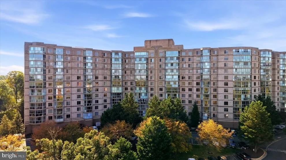 Unit for sale at 19385 CYPRESS RIDGE TERRACE, LEESBURG, VA 20176