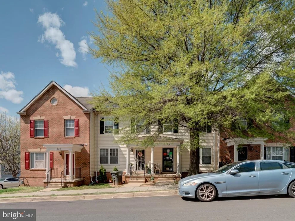Unit for sale at 906 BLAKNEY LANE SE, WASHINGTON, DC 20032