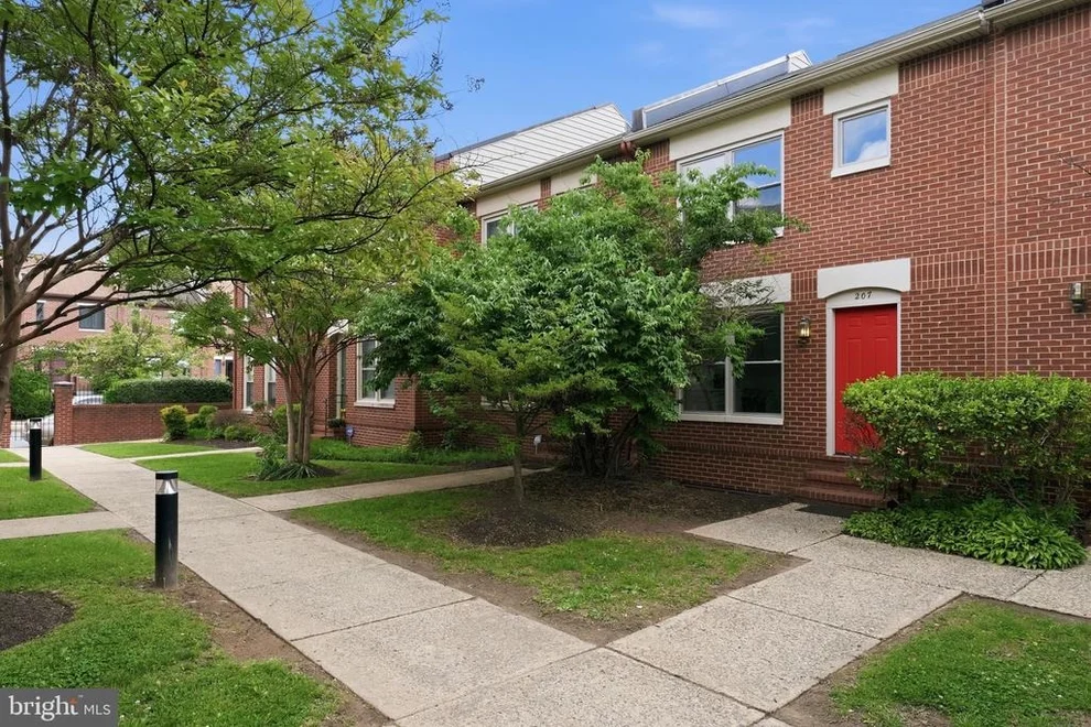Unit for sale at 207 ROUNDHOUSE COURT, BALTIMORE, MD 21230