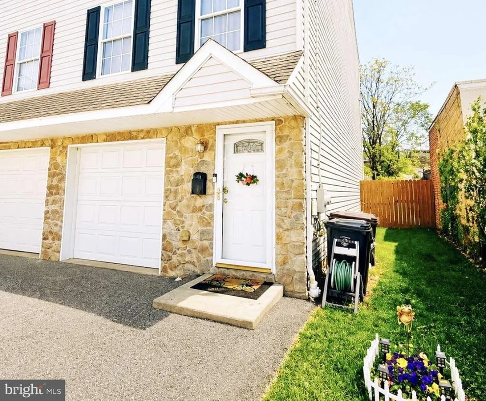 Unit for sale at 412 W THIRTY SECOND STREET, WILMINGTON, DE 19802