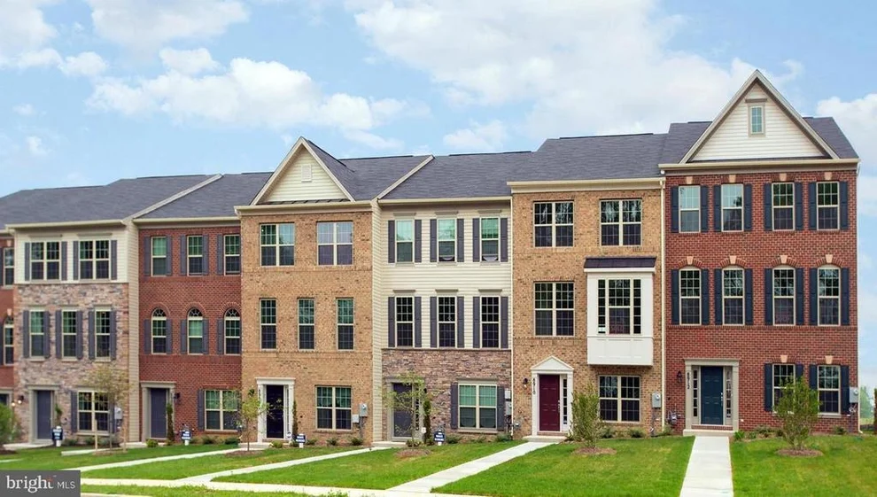Unit for sale at 2621 CAMPUS WAY N, LANHAM, MD 20706