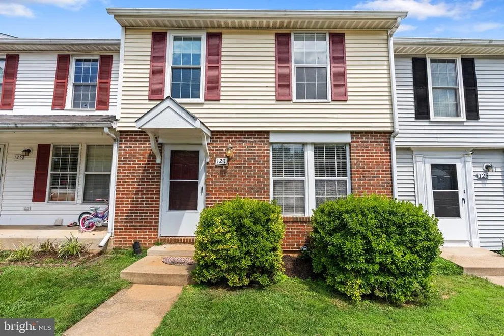 Unit for sale at 127 SPLIT OAK STREET, WARRENTON, VA 20186