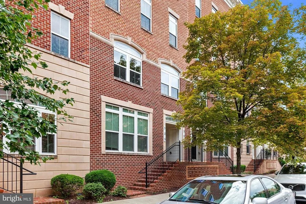 Unit for sale at 325 COMMUNITY CENTER AVENUE, GAITHERSBURG, MD 20878