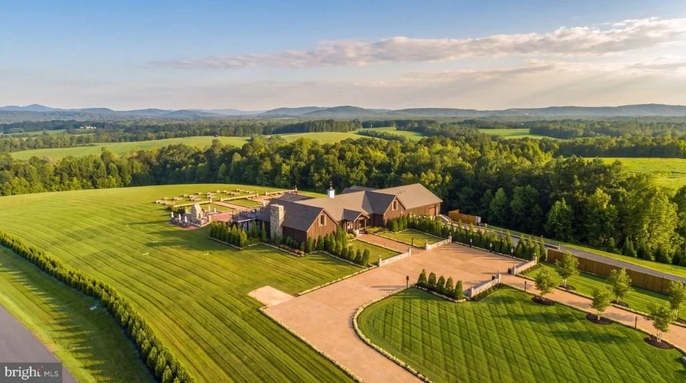Unit for sale at 5520 MOONLIGHT DRIVE, SCOTTSVILLE, VA 24590