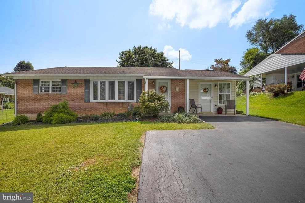 Unit for sale at 17743 BURNSIDE AVENUE, HAGERSTOWN, MD 21740