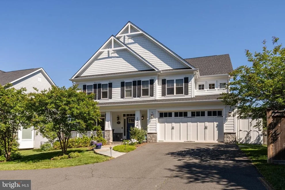 Unit for sale at 2998 BEECHWOOD LANE, FALLS CHURCH, VA 22042