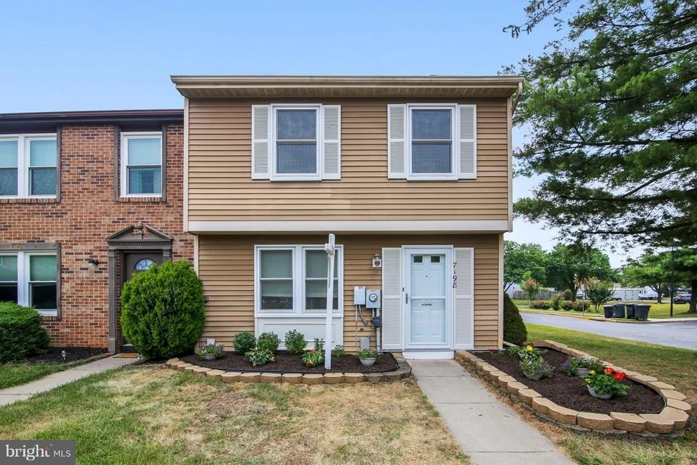 Unit for sale at 7198 GLENMEADOW COURT, FREDERICK, MD 21703
