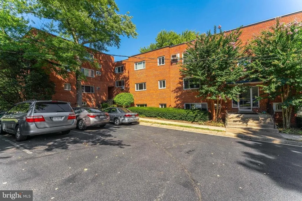 Unit for sale at 2129 19TH STREET N, ARLINGTON, VA 22201