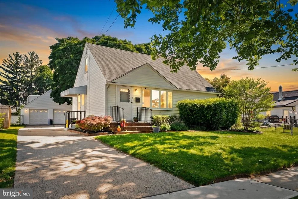 Unit for sale at 8 BENSON LN, HAMILTON, NJ 08610