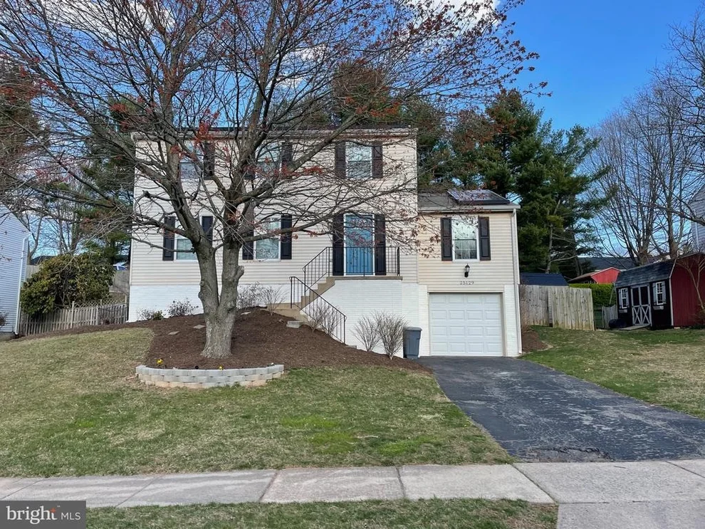 Unit for sale at 25129 CHIMNEY HOUSE COURT, DAMASCUS, MD 20872