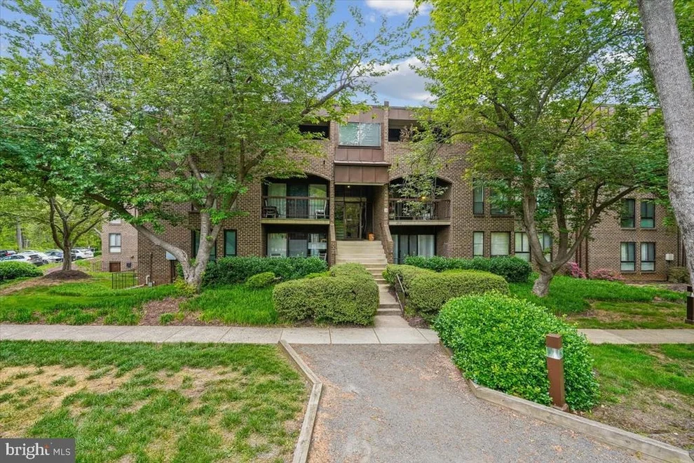 Unit for sale at 11256 CHESTNUT GROVE SQUARE, RESTON, VA 20190