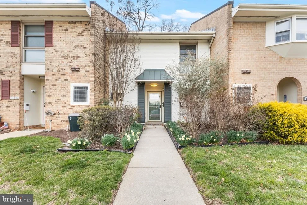 Unit for sale at 3302 GLENEAGLES DRIVE, SILVER SPRING, MD 20906