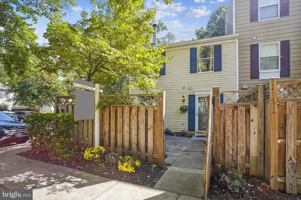 Unit for sale at 17 WHITECHURCH COURT, GERMANTOWN, MD 20874