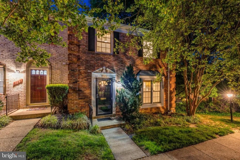 Unit for sale at 3195 STONEHURST DRIVE, FAIRFAX, VA 22031