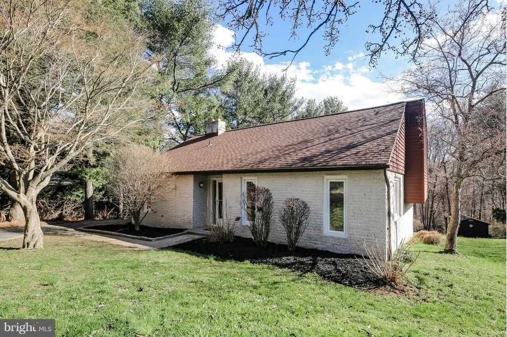 Unit for sale at 5935 SNOWDENS RUN ROAD, SYKESVILLE, MD 21784