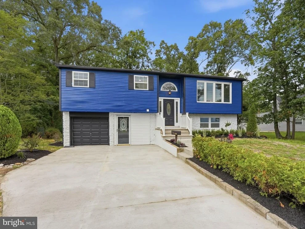 Unit for sale at 33 BRIARCLIFF ROAD, ATCO, NJ 08004